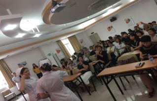 不忘初心 矢志不渝 區(qū)衛(wèi)計局組織開展護士節(jié)紀(jì)念活動